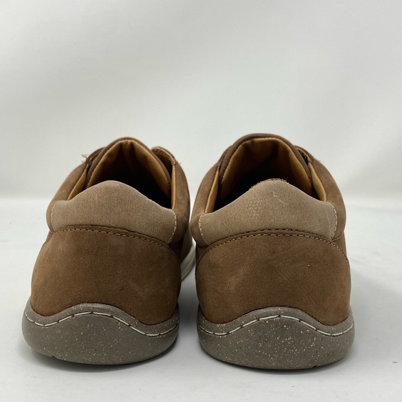 Chocolat Blu Women’s Flats Aged Size 6.5 (Display Sample) - Picture 3 of 3